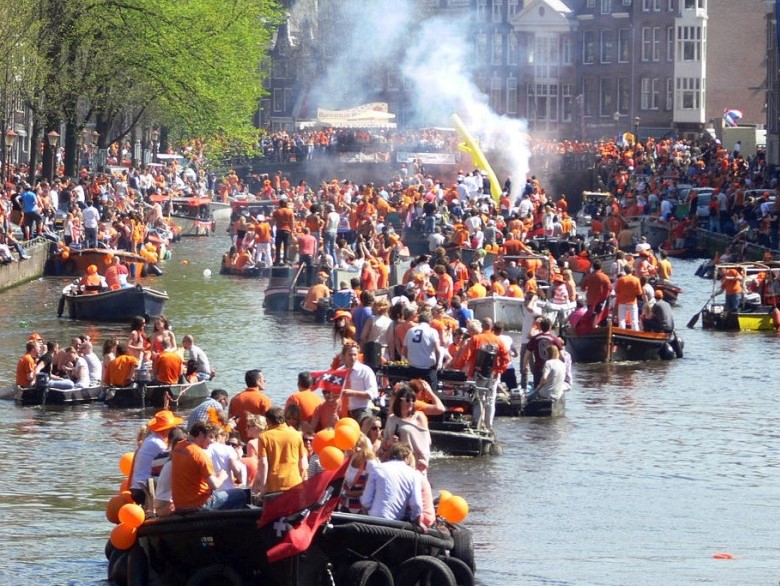 Königstag Boot mieten Amsterdam Boats4rent Königstag Boot mieten Amsterdam Boats4rent